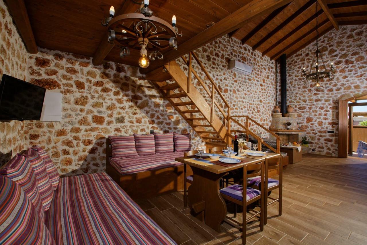 Villa Kallia & George 말리아 외부 사진